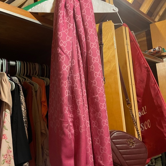 Gucci GG silk/wool scarf pink - Picture 3 of 6